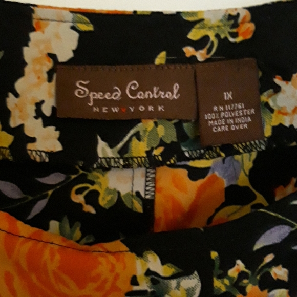 Sleeveless summer dress - Picture 2 of 3